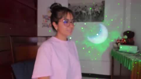 Snapshot of isabella22_1 chatting on 02/06/25, 11:54 Isabella22 1 online show from 02/06/25, 11:54