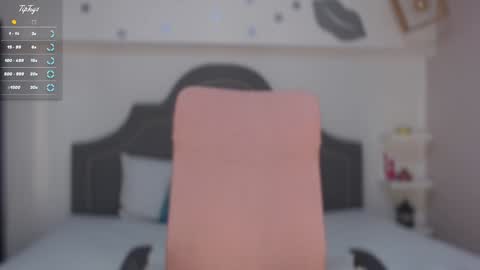 Isa  online show from 01/17/25, 06:44