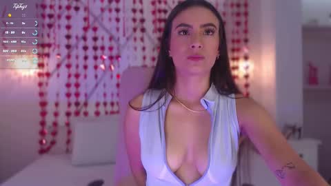 Isa  online show from 02/22/25, 01:57