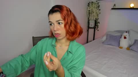 isabella online show from 09/16/25, 04:19