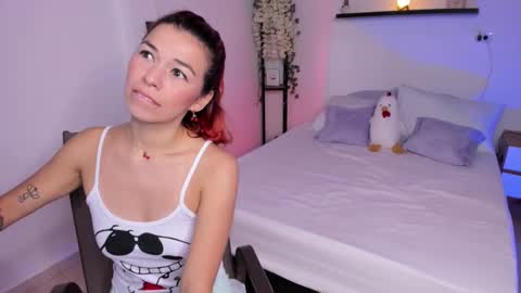 isabella online show from 09/17/25, 05:25