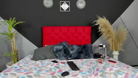 isabella_fire96 online show from 03/12/25, 02:12