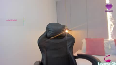 Snapshot of isabella_florez22 chatting on 07/14/26, 02:05 Isabel florez online show from 07/14/26, 02:05