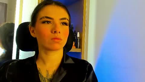 ISABELLA online show from 06/22/26, 07:00