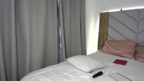 Isabella online show from 03/18/26, 03:04