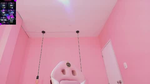Snapshot of isabella_mendez_1 chatting on 06/06/26, 01:16 Isa online show from 06/06/26, 01:16