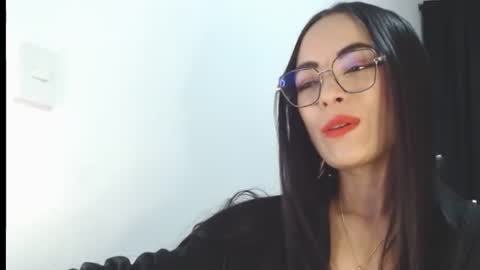 Snapshot of isabella_piercee chatting on 06/24/26, 06:56 isabella_piercee online show from 06/24/26, 06:56