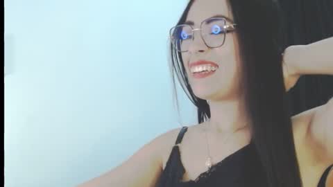 Snapshot of isabella_piercee chatting on 06/24/26, 11:15 isabella_piercee online show from 06/24/26, 11:15