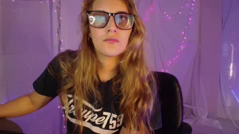 Snapshot of isabella_rross chatting on 02/10/26, 10:03 Isabella Rros online show from 02/10/26, 10:03