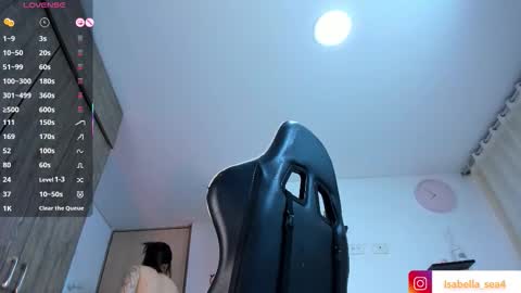 Isabella Sea online show from 09/15/25, 12:54