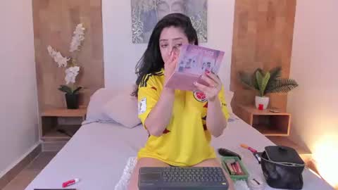 isabella_winkler online show from 06/17/26, 10:50