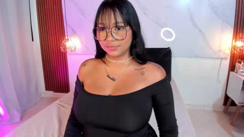 isabella zc online show from 12/20/25, 07:32