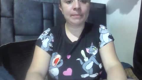 Snapshot of isabellaa_hills_ chatting on 06/07/26, 05:22 isabellaa_hills_ online show from 06/07/26, 05:22