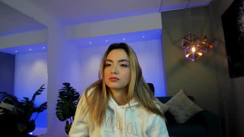 Isabella  Everyday From 0530 to 1430 Col Time online show from 02/06/26, 11:35