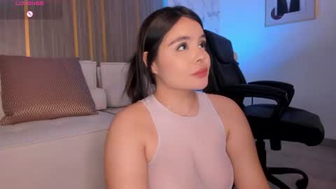 Snapshot of isabellaalen chatting on 07/02/26, 03:23 Isabella online show from 07/02/26, 03:23