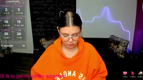 isabellabler online show from 11/07/25, 07:19