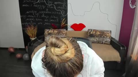 isabellabler online show from 04/13/26, 05:35