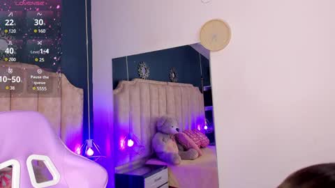    v online show from 01/15/25, 09:09