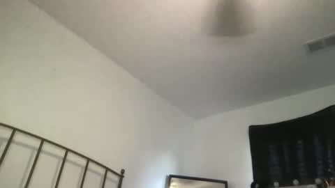 isabellaelizabeth online show from 04/18/26, 07:07