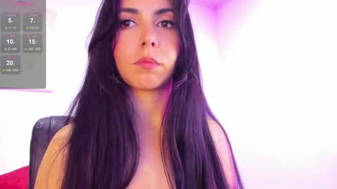 Instagram soybella01  online show from 02/26/25, 07:49