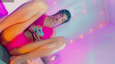 isabellagirs online show from 01/15/26, 04:50