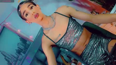 isabellagirs online show from 04/15/26, 06:04