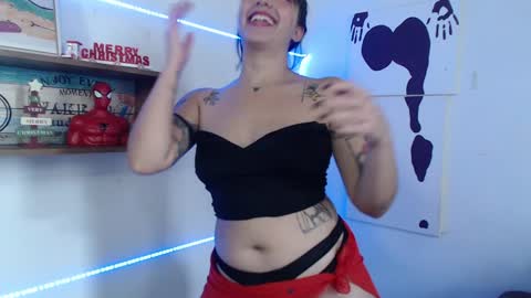 Snapshot of isabellakoff chatting on 12/06/24, 06:39 Tati - online show from 12/06/24, 06:39