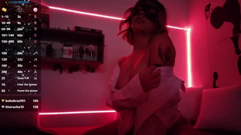 Snapshot of isabellakoff chatting on 12/12/24, 03:16 Tati - online show from 12/12/24, 03:16