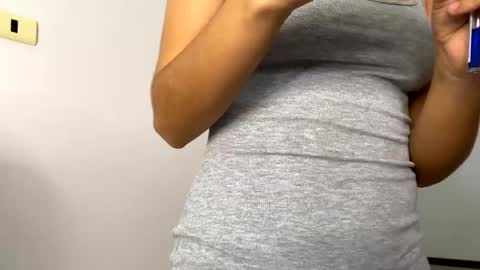 Isabella.. back again  online show from 01/05/25, 04:36