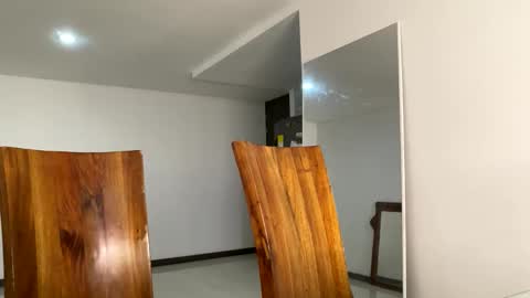 Isabella.. back again  online show from 01/11/25, 05:20