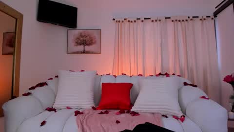 ISABELLA  online show from 02/14/26, 01:08