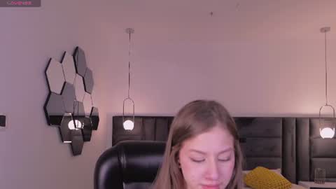 Isabella Moretti online show from 07/19/26, 05:22