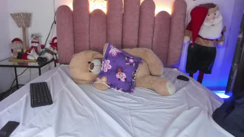  Martina  IG martissmith01 online show from 01/03/25, 12:43