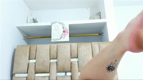  Martina  IG martissmith01 online show from 01/04/25, 07:03