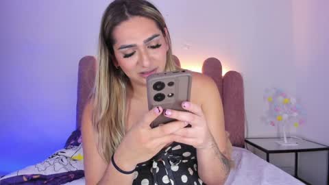  Martina  IG martissmith01 online show from 01/23/25, 11:15