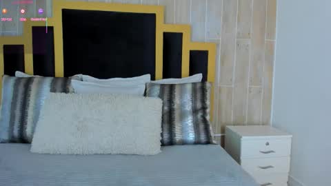    online show from 12/04/25, 08:06