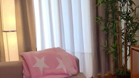 isabellauribe online show from 11/27/25, 03:36