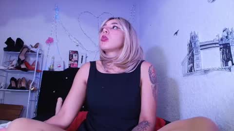 isabelle_sara online show from 06/08/26, 01:28