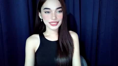 Snapshot of isabelle_willis chatting on 05/13/26, 02:47 Isabelle online show from 05/13/26, 02:47