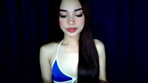 Snapshot of isabelle_willis chatting on 07/17/26, 05:07 Isabelle online show from 07/17/26, 05:07