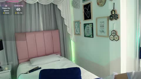 Isabelle Daza online show from 03/28/26, 12:16