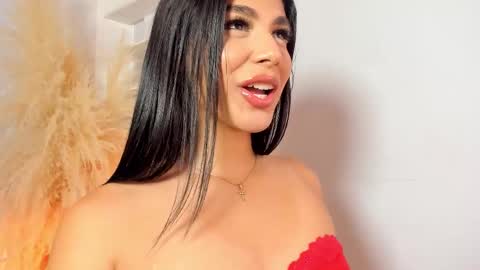 Snapshot of isabellefoxx chatting on 03/03/26, 10:04 Isa online show from 03/03/26, 10:04