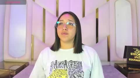 isabellrodriguez18 online show from 03/04/26, 03:01