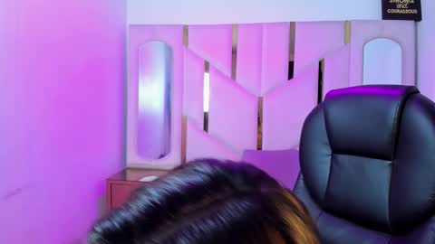 isabellrodriguez18 online show from 03/14/26, 04:18