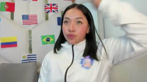 isabellrodriguez18 online show from 06/14/26, 04:47