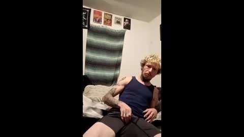 Snapshot of isaiahbearxxx chatting on 05/13/26, 10:12 isaiahbearxxx online show from 05/13/26, 10:12