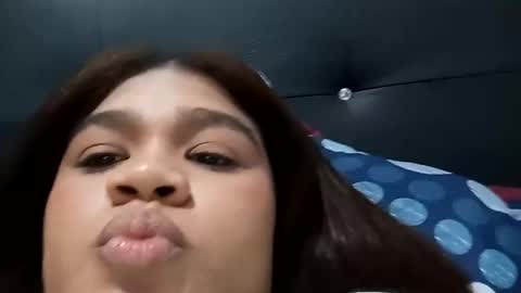 Isa online show from 10/14/25, 02:45