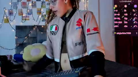 Isabela  online show from 02/03/26, 06:22