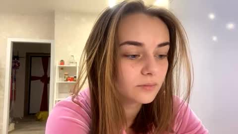 Issa online show from 12/16/25, 06:40