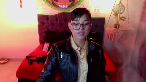 isabela online show from 01/12/26, 03:45